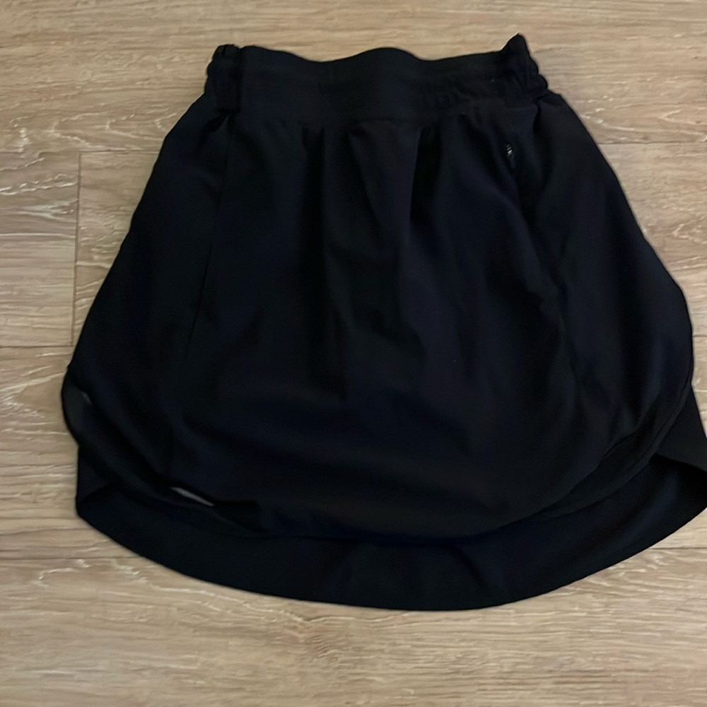 EUC Black Lululemon Hotty Hot High-Rise Skirt Size 2